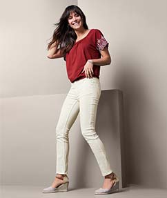 Jeans für Damen in vielen Passformen bestellen | TCHIBO